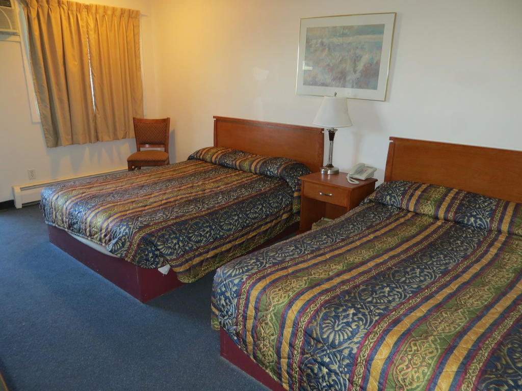 Westgate Inn Edmonton Room photo